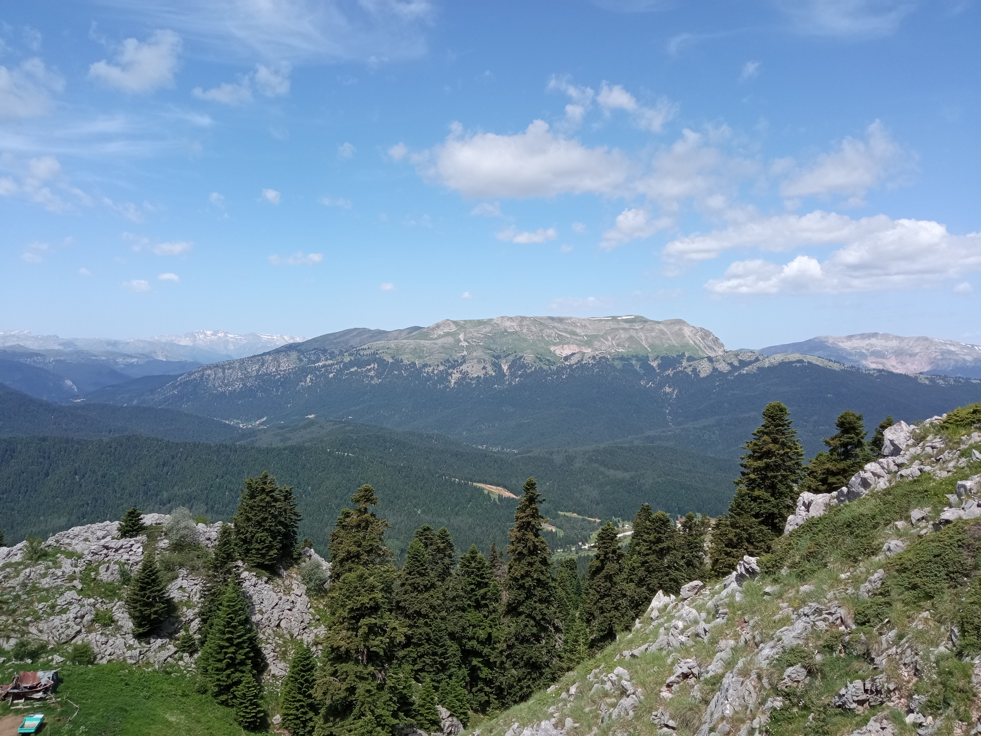 Hiking Pertouli Ski Center – Koziakas Refuge