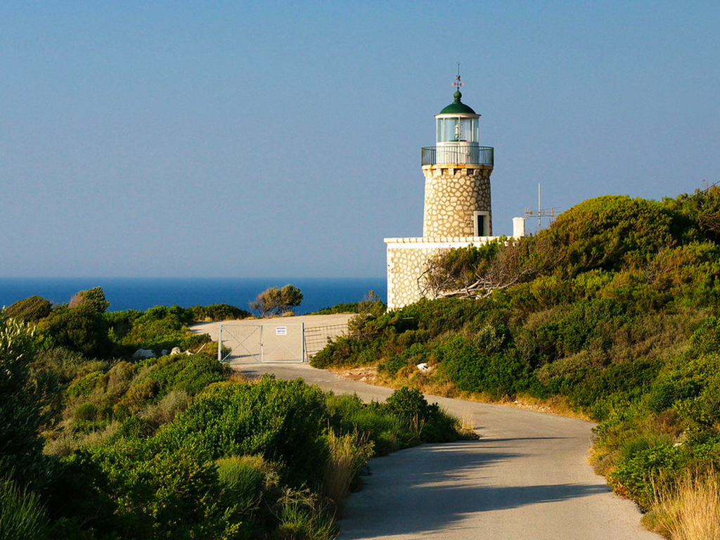 image presenting excursion Keri Lighthouse